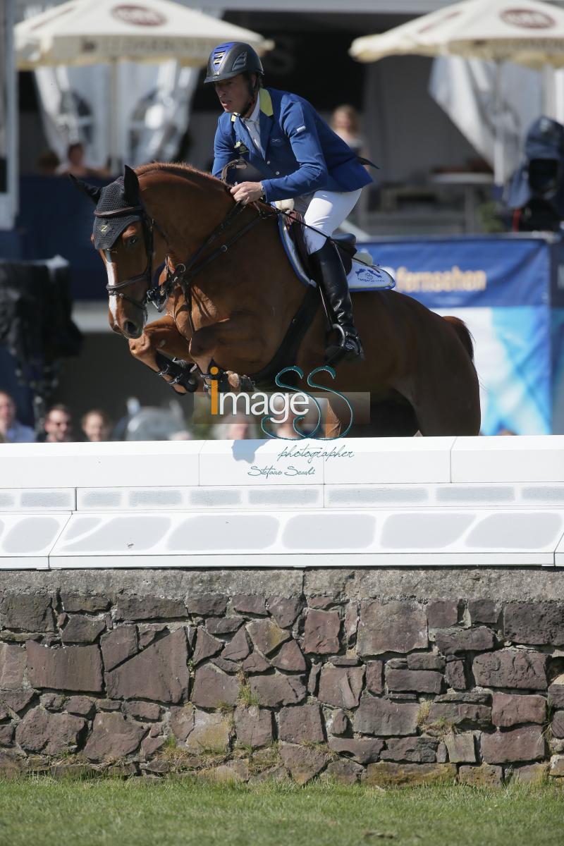 AHLMANN_Reavnir_Amburgo2016_SS7_4330.JPG
