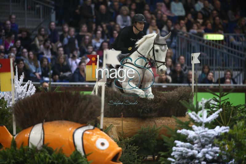 DUFRESNE_Looping_Geneve2017_SS7_2225.jpg
