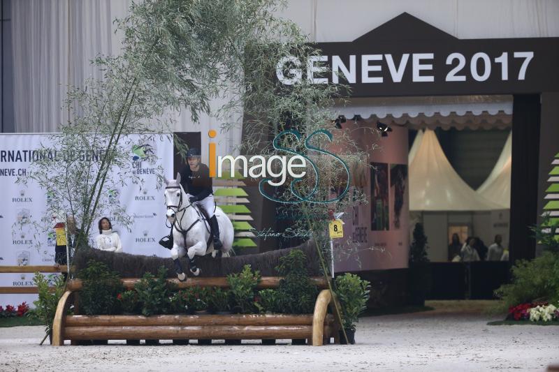 DUFRESNE_Looping_Geneve2017_SS7_2233.jpg