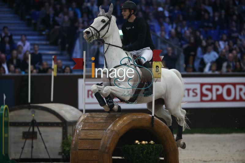 DUFRESNE_Looping_Geneve2017_SS7_2235.jpg