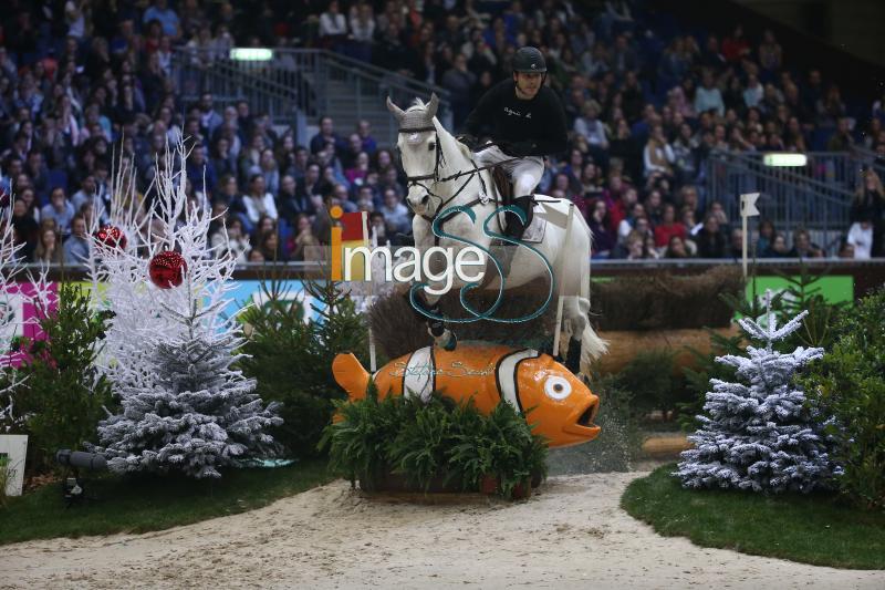 DUFRESNE_Looping_Geneve2017_SS7_2245.jpg