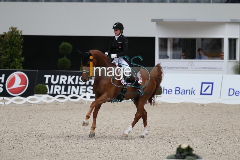 Dufour_Cassidy_Aachen2017_SS8_9236.jpg