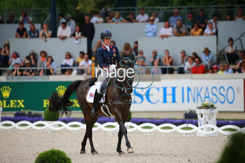 Dujardin_Erlentanz_Aachen2019_SS7_2025.jpg