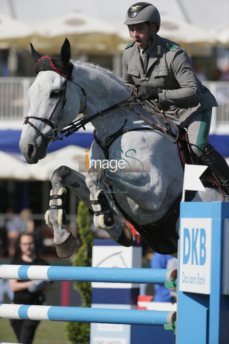 GAUDIANO_Neerhof_Amburgo2016_SS7_4991.JPG