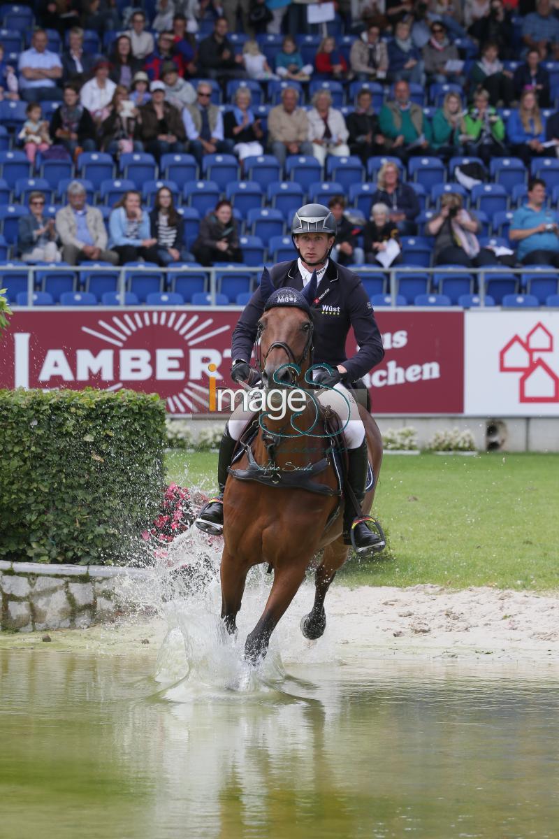 HASSMANN_Chicca_Aachen2016_SS7_7869.jpg