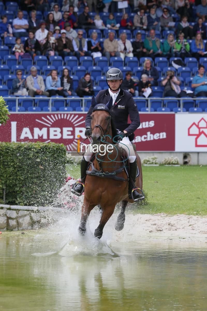 HASSMANN_Chicca_Aachen2016_SS7_7870.jpg