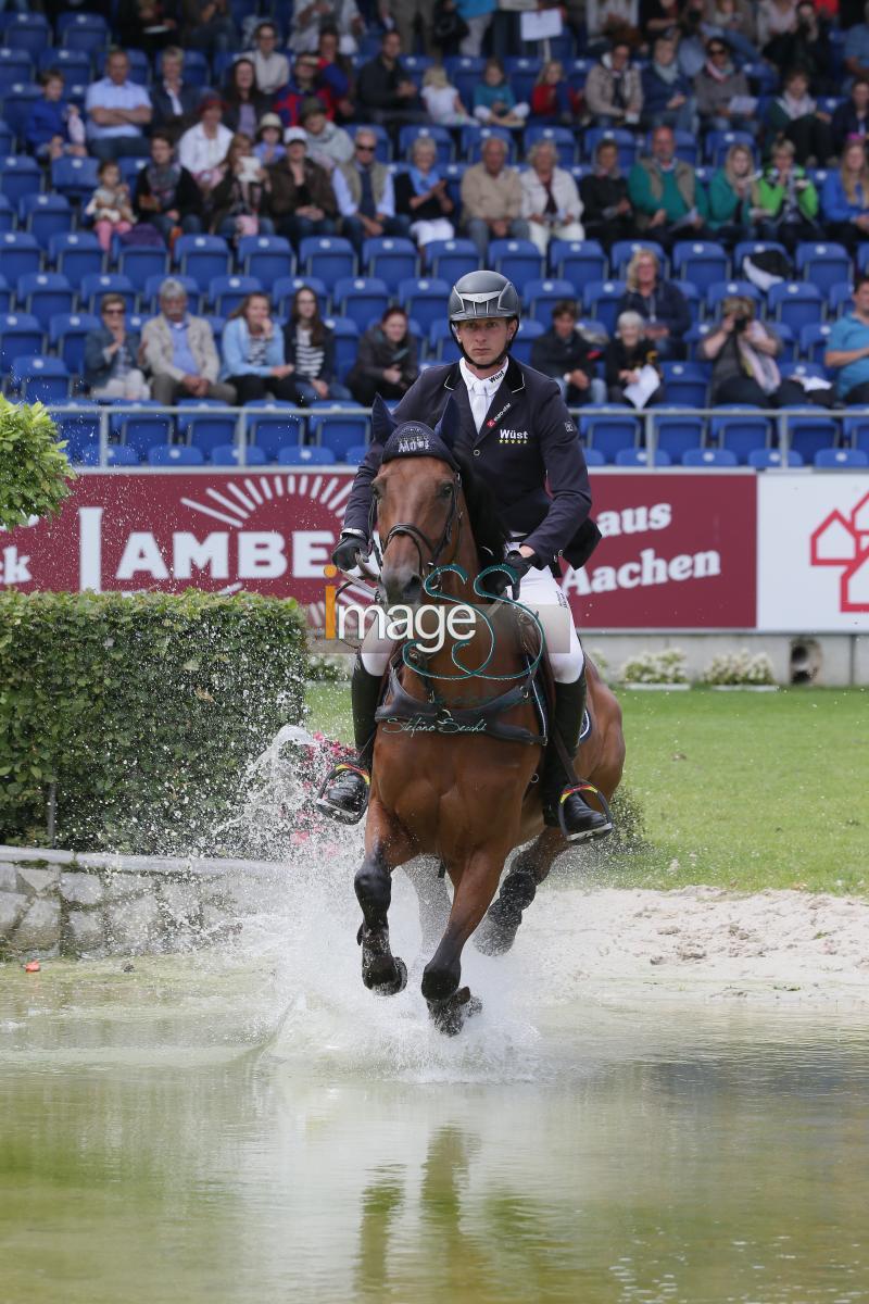 HASSMANN_Chicca_Aachen2016_SS7_7871.jpg