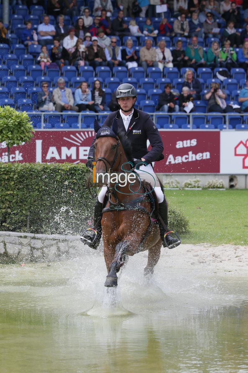 HASSMANN_Chicca_Aachen2016_SS7_7874.jpg