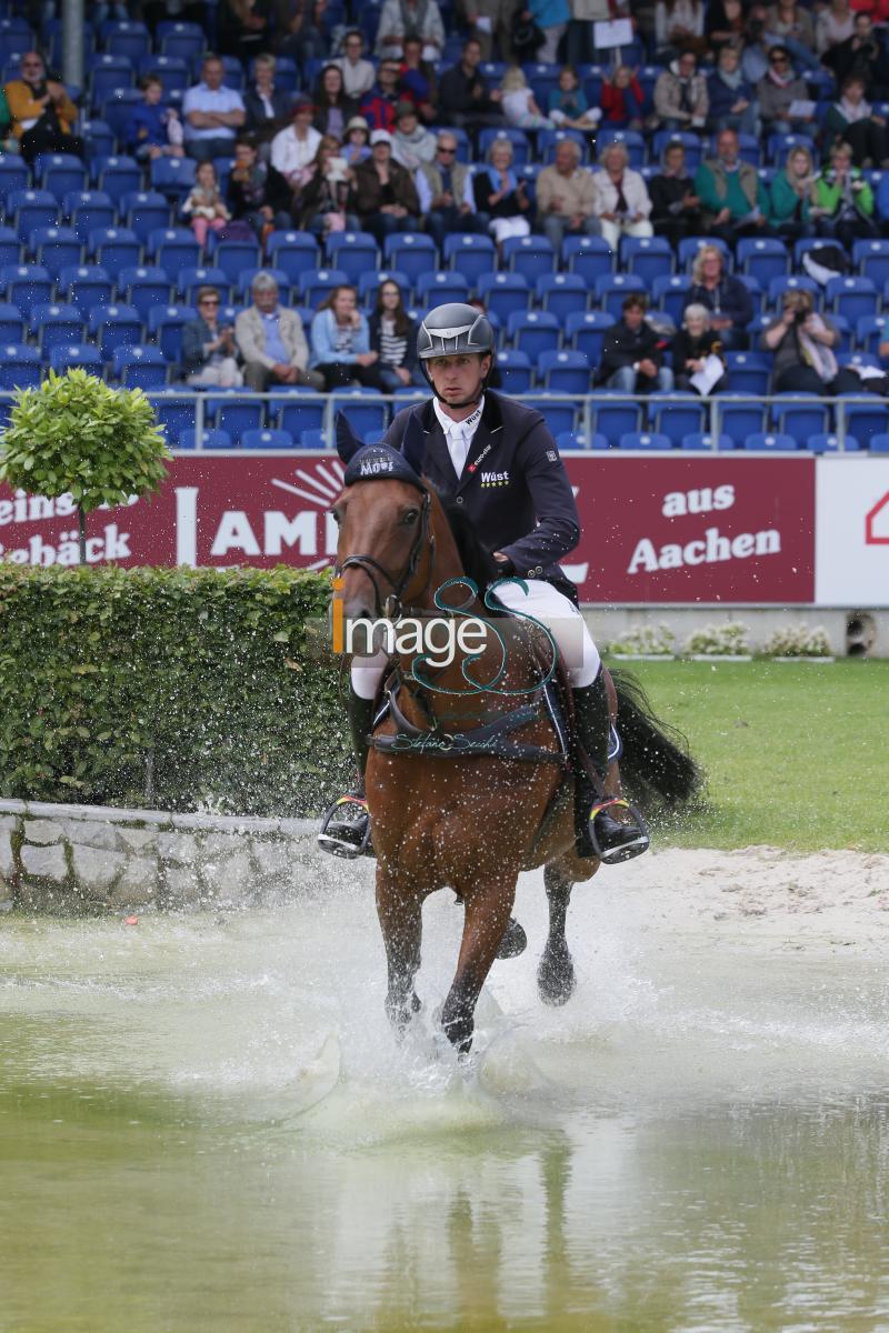 HASSMANN_Chicca_Aachen2016_SS7_7876.jpg