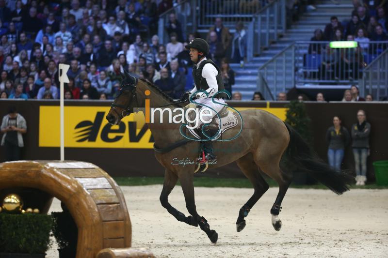 JUNG_Corazon_Geneve2017_SS7_2119.jpg