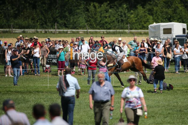 JUNG_Sam_Aachen2017_SS7_6182.jpg