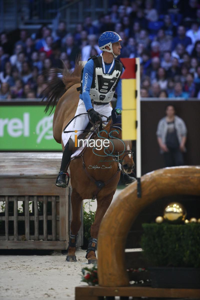 LAGHOUAG_Punch_Geneve2017_SS7_1963.jpg