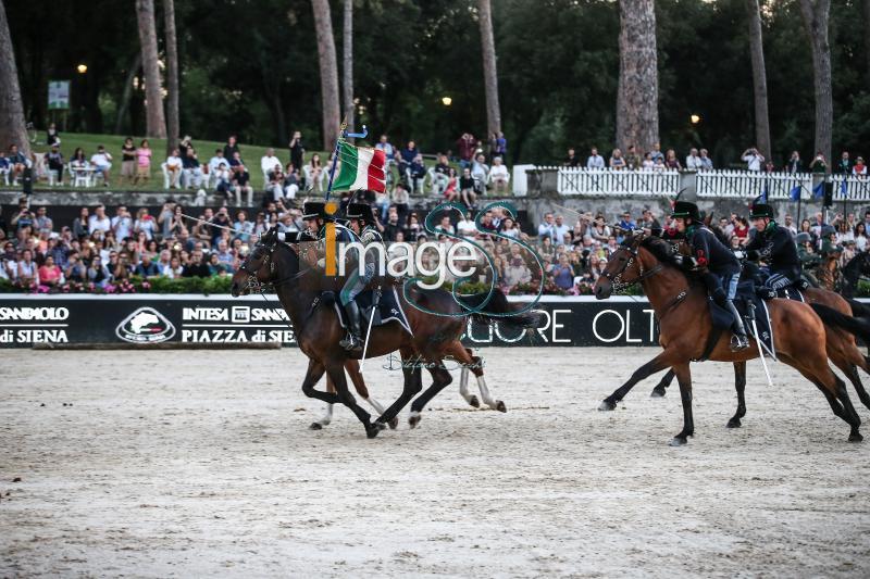 Lancieri_Montebello_Roma2017_SS7_1792.jpg