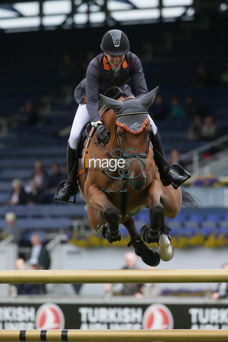 Laura_Catch_Aachen2016_SS7_6990.jpg