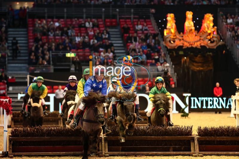 PonyGrandNational_London2016_SS7_3980.JPG