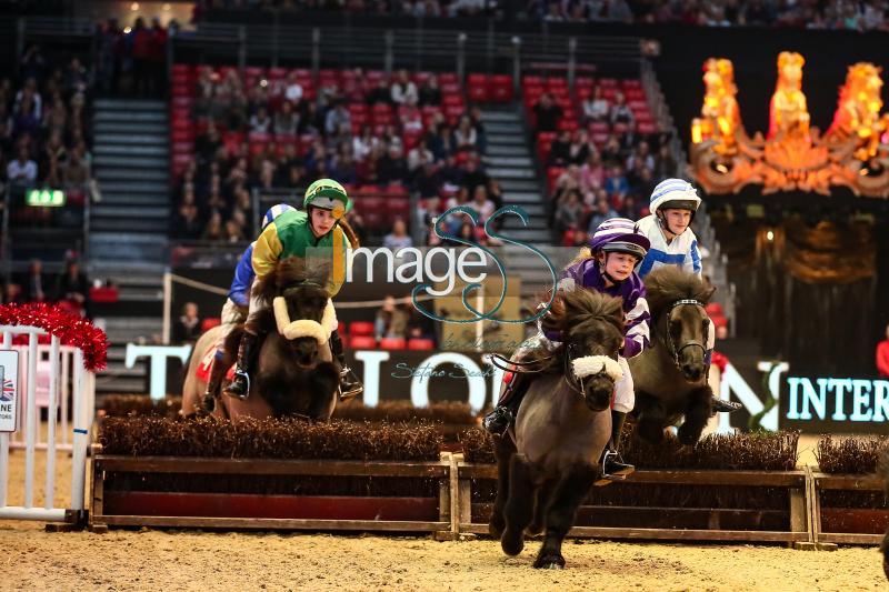 PonyGrandNational_London2016_SS7_4015.JPG