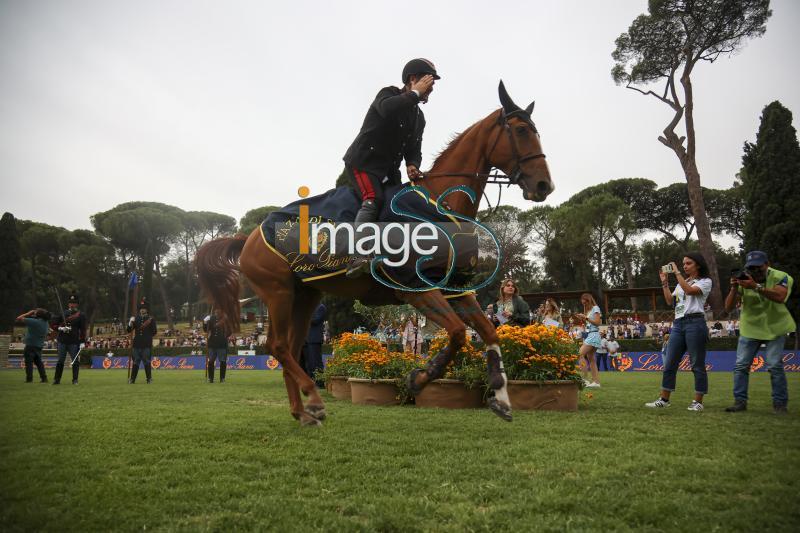 Premiazione6Barriere_CSIORoma2022_SS3_0325.JPG