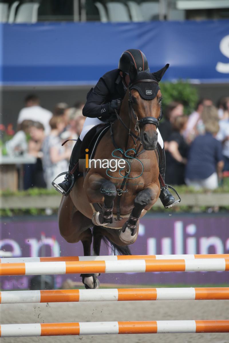 SCHRODER_Lausejunge_Rotterdam2016_SS7_4171.jpg