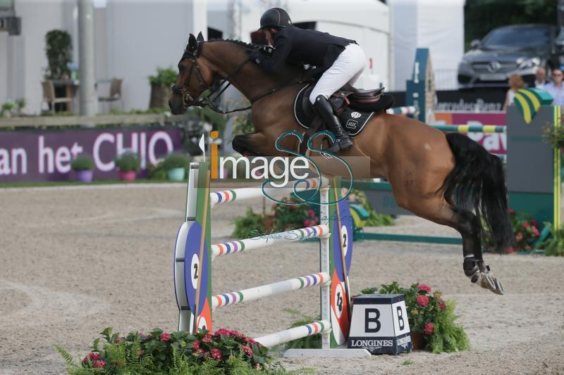 SCHRODER_Lausejunge_Rotterdam2016_SS7_4179.jpg