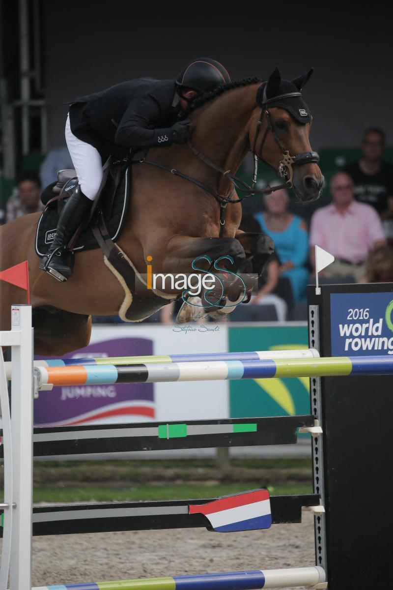 SCHRODER_Lausejunge_Rotterdam2016_SS7_4190.jpg