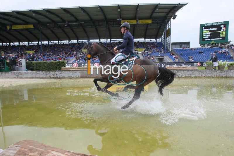 STUHLMEYER_Savage_Aachen2016_SS8_8931.jpg