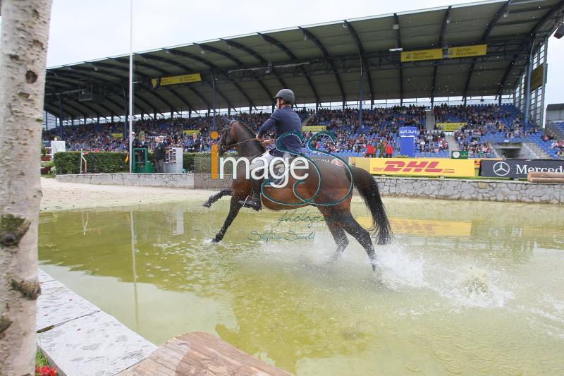 STUHLMEYER_Savage_Aachen2016_SS8_8932.jpg