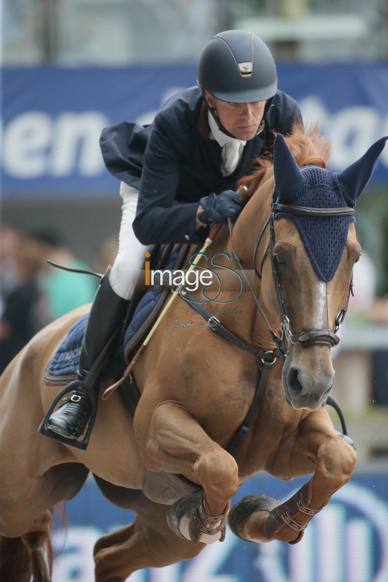 VERMEIR_Gentiane_Rotterdam2016_SS7_4103.jpg