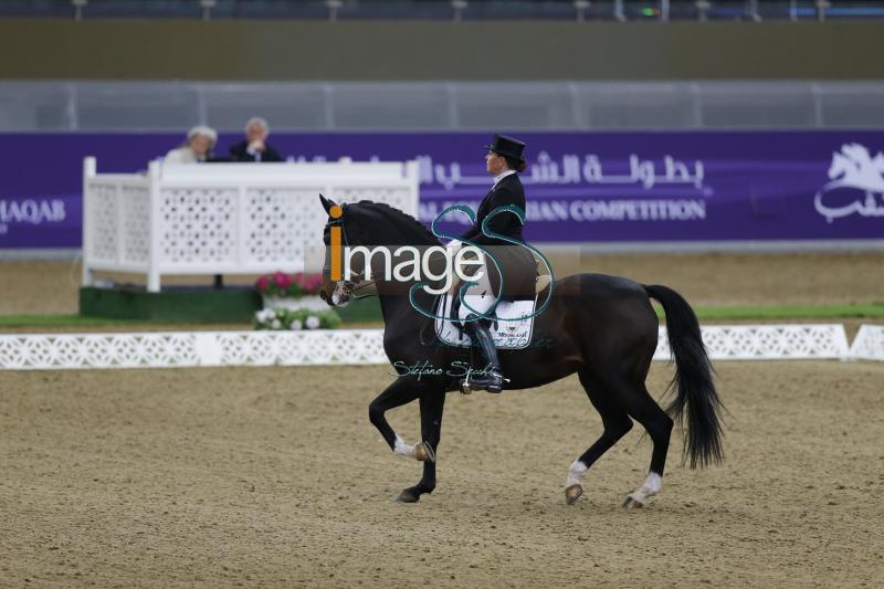 VanDerMeulen_Ashter_Doha2019__S3_9000.jpg