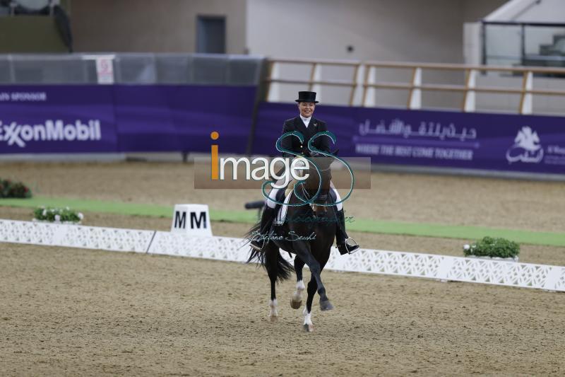 VanDerMeulen_Ashter_Doha2019__S3_9002.jpg