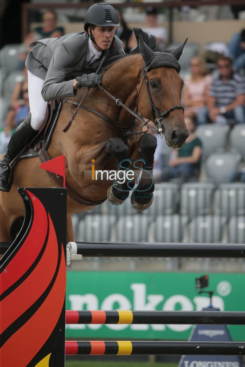 VonECKERMANN_Sansibar_Rotterdam2016_SS7_3975.jpg