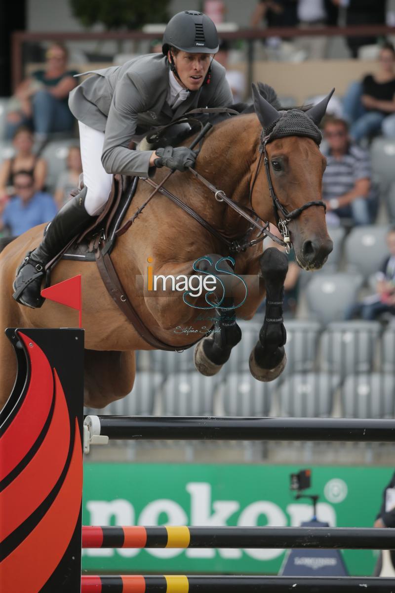 VonECKERMANN_Sansibar_Rotterdam2016_SS7_3976.jpg