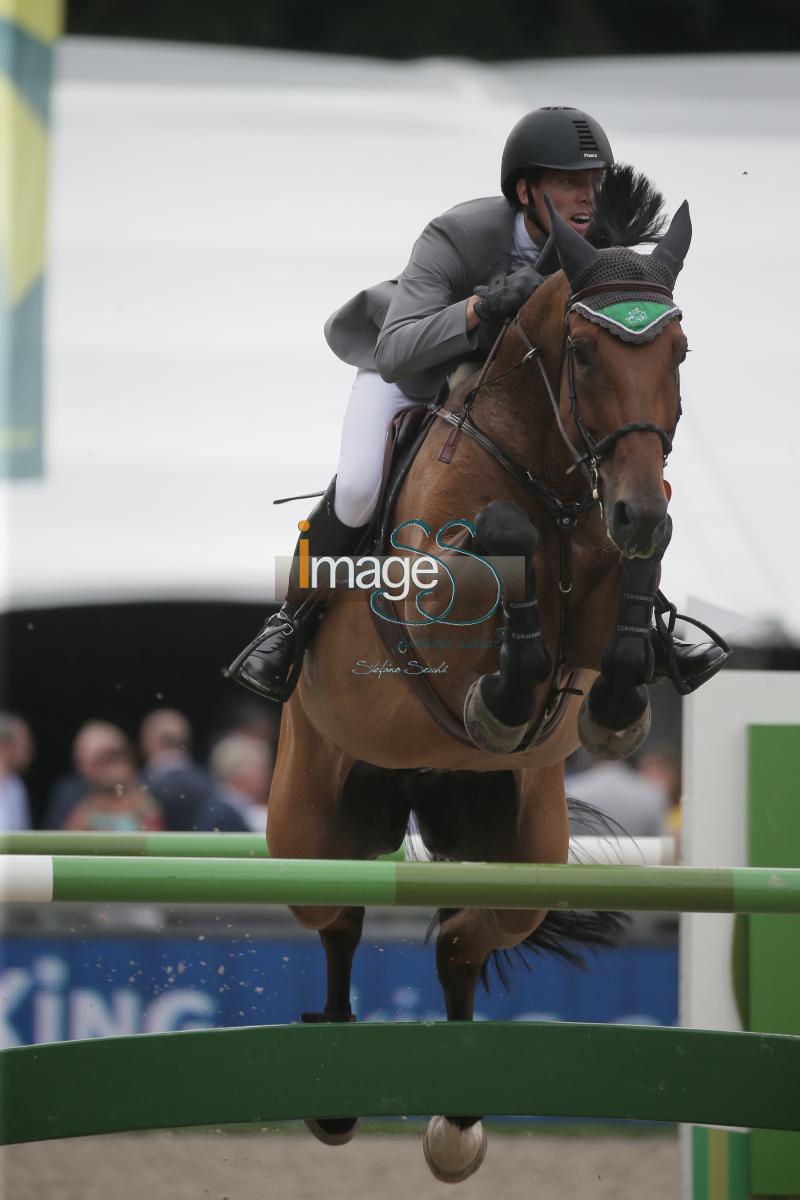VonECKERMANN_Sansibar_Rotterdam2016_SS7_3978.jpg