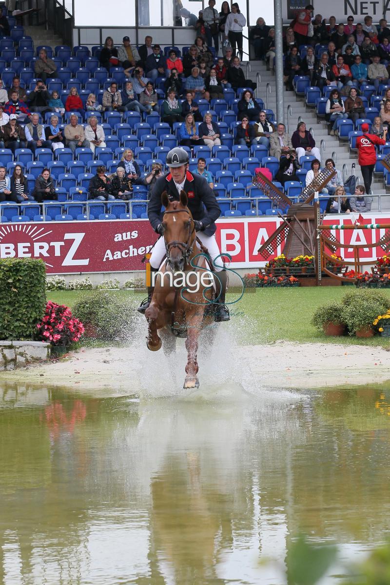 WILLIAMS_Casper_Aachen2016_SS8_8900.jpg