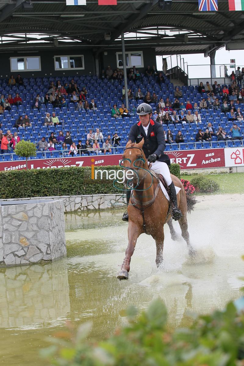 WILLIAMS_Casper_Aachen2016_SS8_8909.jpg